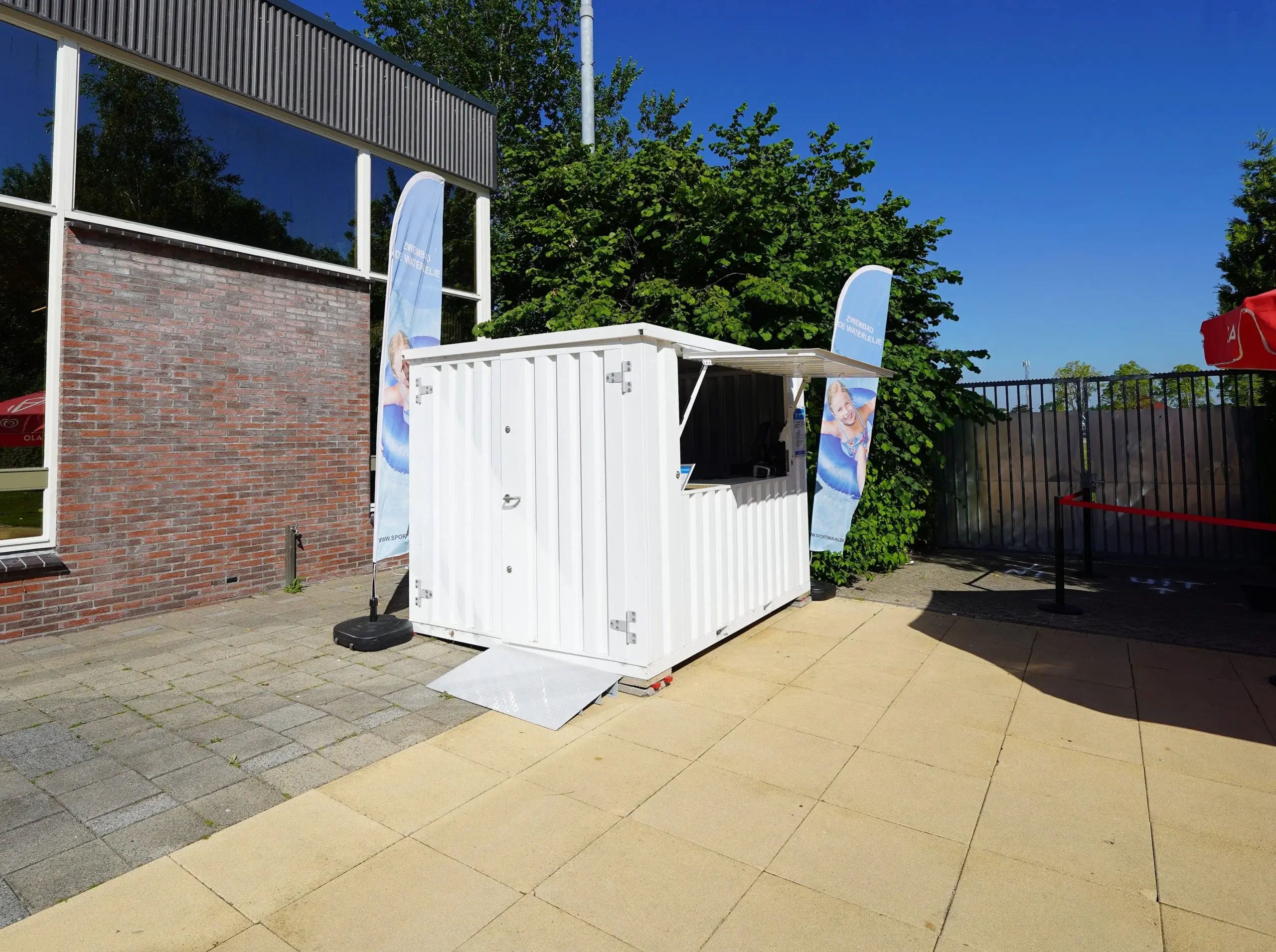 Modularer Demontierbarer Containerbar Gehäuse 4×2 m XL Weiß RAL 9016 - Image 5