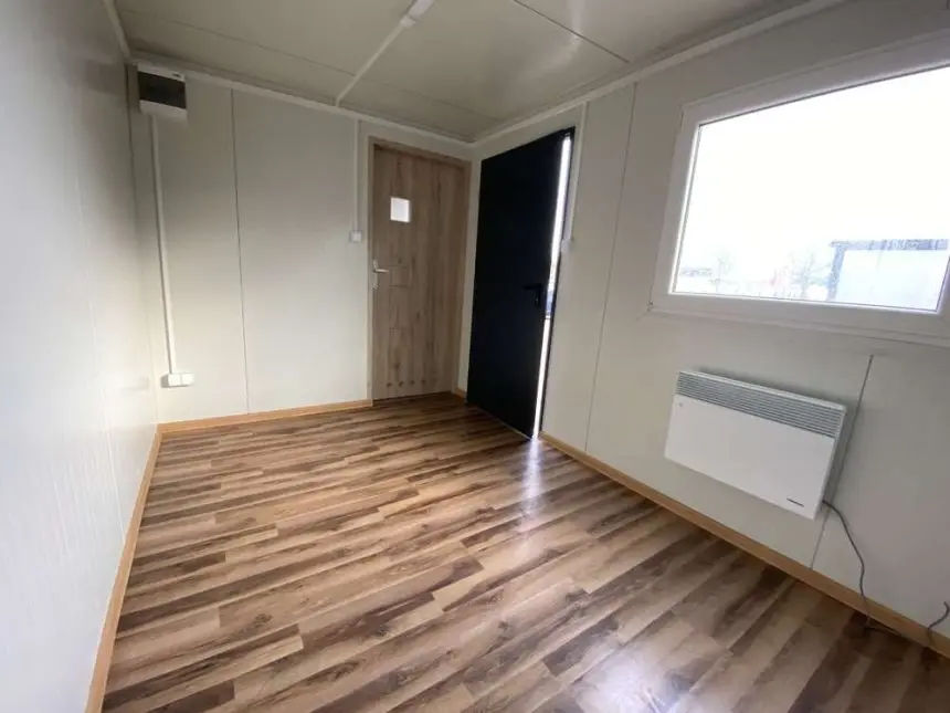 Bürocontainer 5×2,20 m Mit Sanitär Und LED Robuste Stahlkonstruktion - Image 5